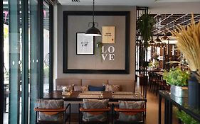 130 Hotel & Residence Bangkok